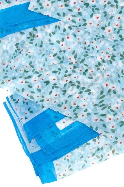 COVERI Foulard azzurra con fantasia floreale in tessuto leggero SCIAR/0996