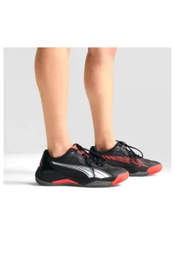 Uomo PUMA Scarpe da padel nere con dettagli rossi Nova Court