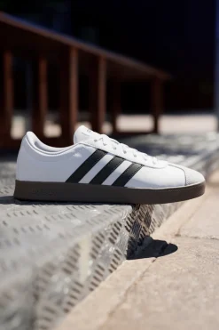 ADIDAS Sneakers bianche con strisce nere e punta in suede VL Court Base Online
