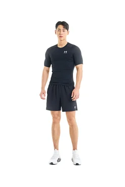 Uomo UNDER ARMOUR T-hirt tecnica nera trapirante con aniche corte UA HEATGEAR AROUR COP da Uoo | Pittareo